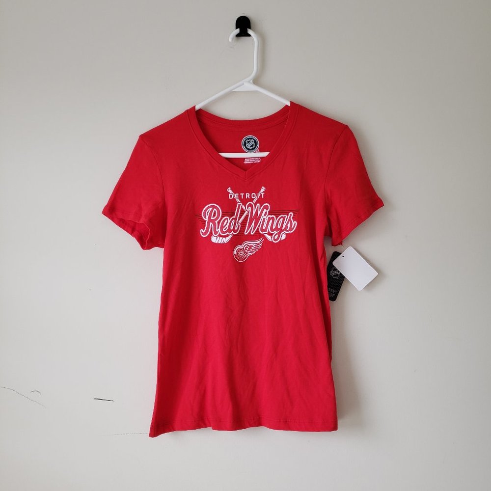 Detroit Red Wings V-Neck T-Shirt Tee Girls XL 14/16 Red NHL Hockey Youth NWT